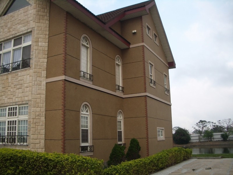 真石漆加水是為了增大噴涂面積？